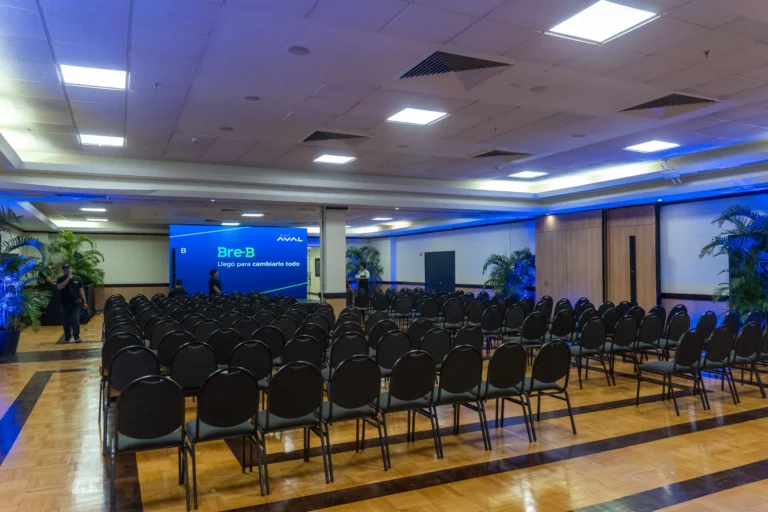 Salon Palma Real (2)